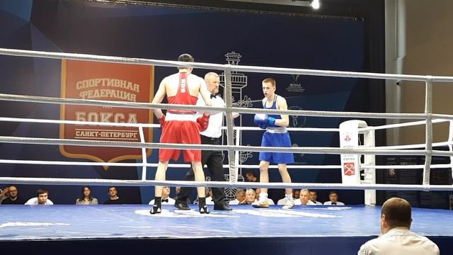 1/2 финала! 67 кг. Исмаилов (КМС) & Кузьмин (КМС) [Бокс! Чемпионат СПБ 2022] смотреть онлайн