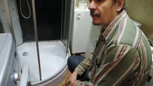 11. Душевая кабина с низким или высоким поддоном