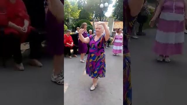 Веселье в разгаре,18.06.2023.Гомель смотреть онлайн