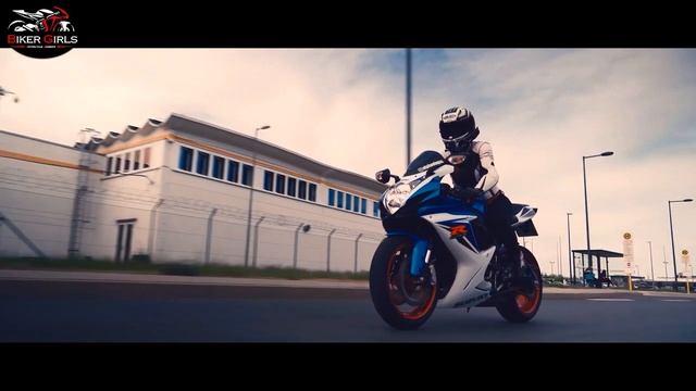 БАЙКЕРШИ МОТО ДЕВУШКИ