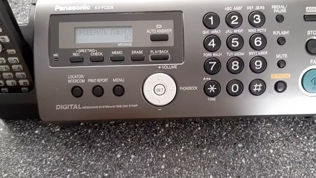 Факс Panasonic KX-FC228RU с беспроводной трубкой