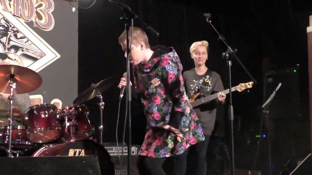 Layna Shery и Ladies In Blues - Отдавала меня мать во великую семью @ Rhythm'n'Blues Cafe 02.03.201