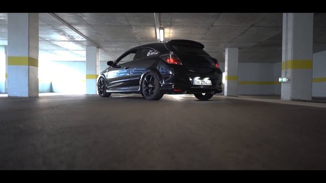 NiCU's Astra GTC | hrm.films смотреть онлайн