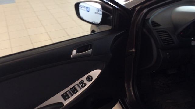 Купить Хендай Солярис (Hyundai Solaris) 1.6 АТ 2015 г. с пробегом бу в Саратове Автосалон Элвис смотреть онлайн