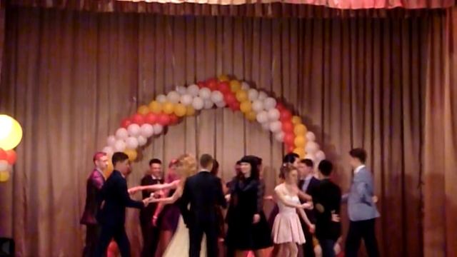 Выпускной вечер - 2016. Школа № 3. Выпускной вальс. смотреть онлайн