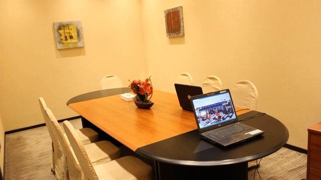 Royal Ascot Hotel Apartment - Kirklees 2 - Dubai - United Arab Emirates смотреть онлайн