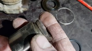 Ремонт заклинившего тормозного супорта Митсубиси Оутлэндер