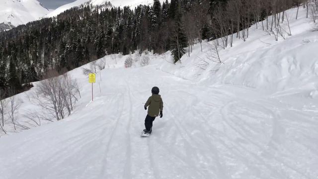 Snowboarding - Krasnaya Polyans - Primula (Red) - 6 y.o. nonstop смотреть онлайн