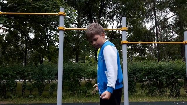 Оборот на локтях спиной смотреть онлайн