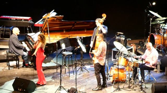 Roberta Gambarini & Fabrizio Bosso - On The Sunny Side Of The Street (San Javier 2019)