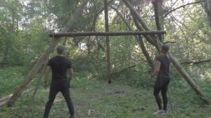 КАК ПОСТРОИТЬ ШАЛАШ «ПИРАМИДА». СУПЕР ШАЛАШ ДЛЯ ТАЙГИ