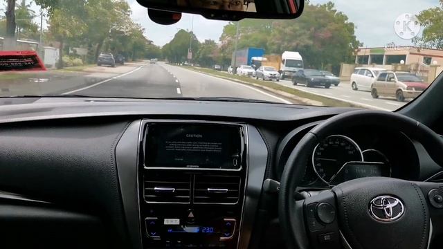 Pandu Uji: Toyota Yaris G 2021 смотреть онлайн