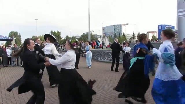 18.08.2018 День Города и Клуб исторических танцев "Pas de côté" / Тарантелла / смотреть онлайн