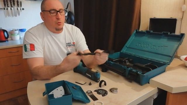 Инструментарий (Реноватор Makita TM30D) смотреть онлайн