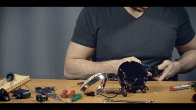 Motorcycle Headlight Battery Operated Conversion for Custom Bikes How to make bicycle lights смотреть онлайн
