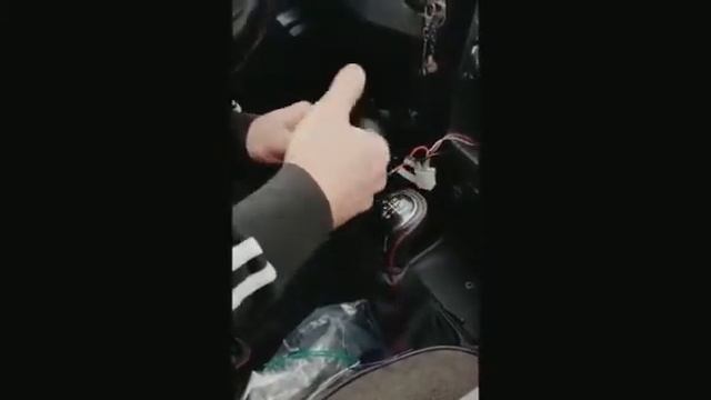 Установка магнитолы Aura amh 77DSP смотреть онлайн