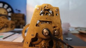 Устройство маятниковых механических часов ОЧЗ