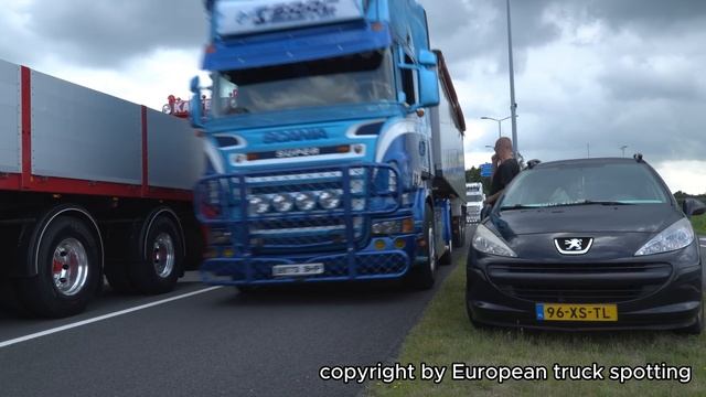 Truckstar Festival 2023 Truckshow with Trucker Tim and Scania V8, DAF, Volvo open pipes sound Part смотреть онлайн