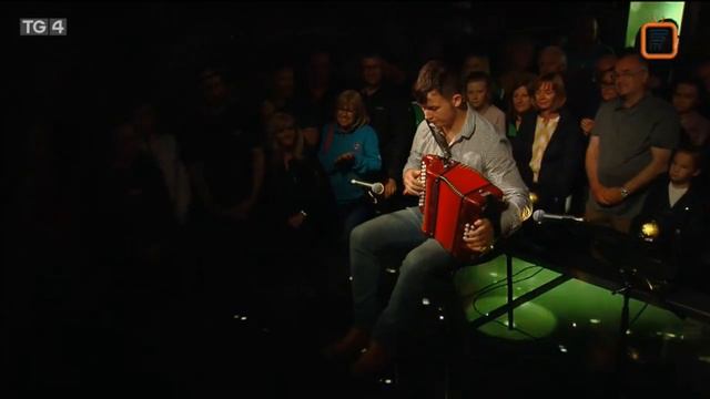 Keelan Mac Craith - The Sunny Banks / John Brennan's смотреть онлайн