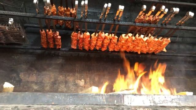 Как приготовить самый вкусный шашлык. Приезжайте в Абхазию, узнаёте! смотреть онлайн