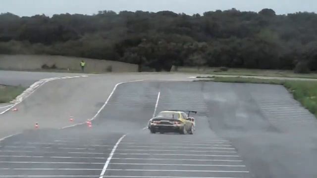 drift battle skyline r34 vs toyota soarer смотреть онлайн