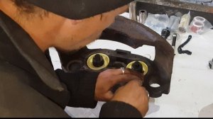 РЕМОНТ ТОРМОЗНОГО СУППОРТА KNORR!!! Сборка суппорта в определённой последовательности. Часть 1