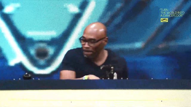 Paul Arcane & Scolario - Donovenya @ Mr. Brooks - A State Of Trance Festival 1000 смотреть онлайн