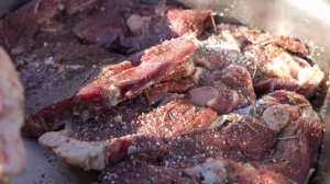 СТЕЙК из БАРАНИНЫ по КАВКАЗСКИ, ЧТО ЭТО. ENG SUB