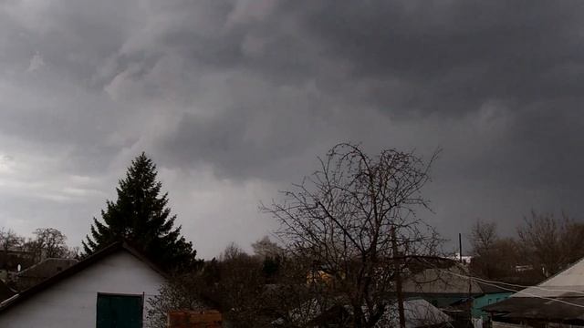 Первая гроза 03.04.2022 (прошла по северо-западу). смотреть онлайн