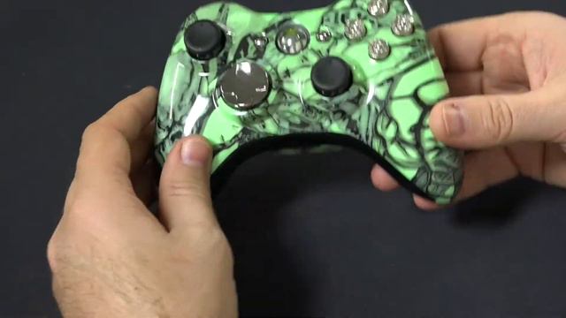 "Glow-in-the-Dark Nightmare Skulls" Xbox 360 Custom Controller by Gimika.com смотреть онлайн