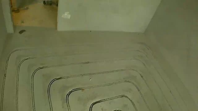 ТЕПЛЫЙ ПОЛ В ГОТОВОЙ СТЯЖКЕ СВОИМИ РУКАМИ. ПРОСТО ИЛИ ЛЕГКО? смотреть онлайн