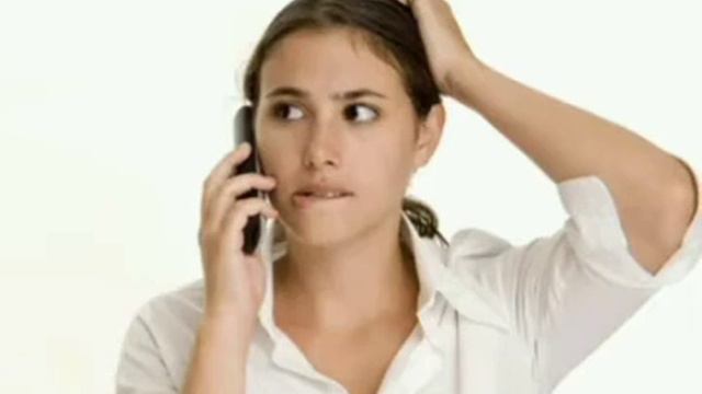 ОН ИСКАЛ ЕЁ НОМЕР, ХОТЕЛ ХОТЬ КАК-ТО СВЯЗАТЬСЯ С НЕЙ, НО ПОТОМ СЛУЧИЛОСЬ ЭТО..