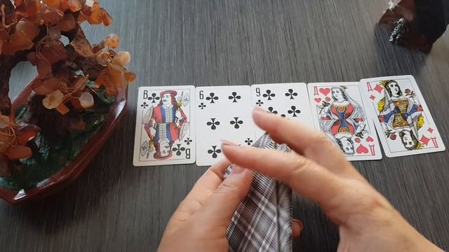 Что Вас ждет в ближайшие семь дней. Гадание на картах игральных. ПО СЕКРЕТУ смотреть онлайн