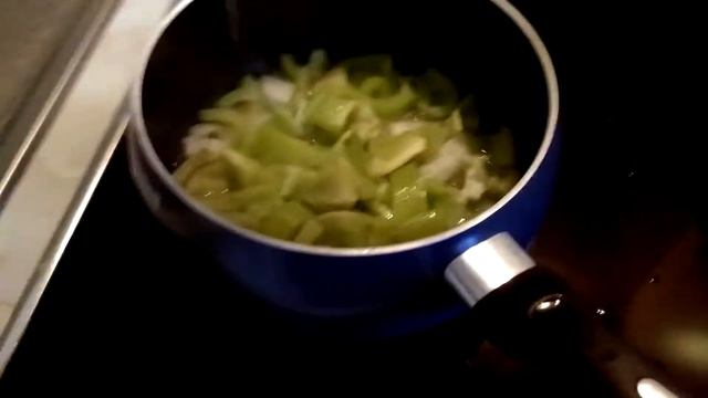 Готовим Пасту. 18+! Макароны с овощами в остром томатном соусе! смотреть онлайн