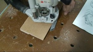 Фрезеровка узкого профеля F-1-17 под петлю Blum.