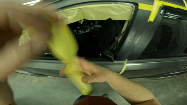 Learn how to mask a car for paint. Do it like the pros смотреть онлайн