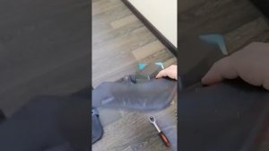 Установка задних брызговиков на весту седан без снятия колёс.