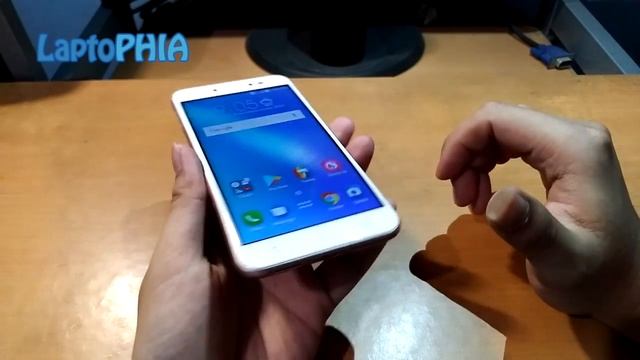 Asus Zenfone Live ZB501KL: Unboxing, Hands On & Preview [Laptophia.com] смотреть онлайн