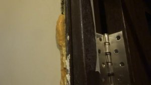 Как очистить следы скотча/клея с поверхности дверей. Средство.