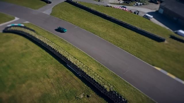 Alfa Romeo Giulia GTAm – a four-door 911 GT3? | evo LEADERBOARD смотреть онлайн