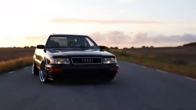 Audi V8 D11 QUATRRO/ 1988-1993/.Audi LEGENDS