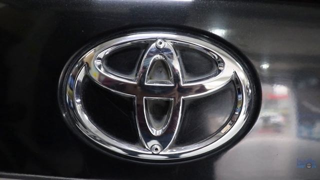 Toyota Corolla 2010 - Sistema de audio amplificado SQ смотреть онлайн