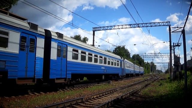 Электропоезд ЭД4М-0273 смотреть онлайн