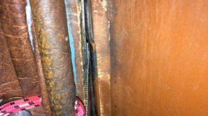 Межкомнатная дверь не открывается при повороте нажатии ручки. Язычёк защёлку заклинило. Как открыть