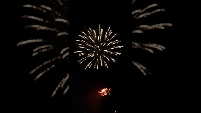 Фейерверк день города Великий Новгород 2022 смотреть онлайн