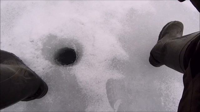 Река Зуша – Трудовая рыбалка. Зимняя рыбалка на мормышку и жерлицы смотреть онлайн