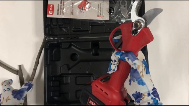 Секатор аккумуляторный садовый, Сучкорез, Секатор аккумуляторный с 2 АКБ в кейсе смотреть онлайн