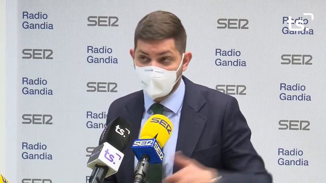 Primera entrevista en televisió al nou alcalde de Gandia, José Manuel Prieto смотреть онлайн
