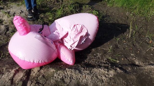 BESTWAY 41110 - Large Inflatable Beautiful Pink Beach Flamingo, Inflated With Foot Pump - 4.09.2022