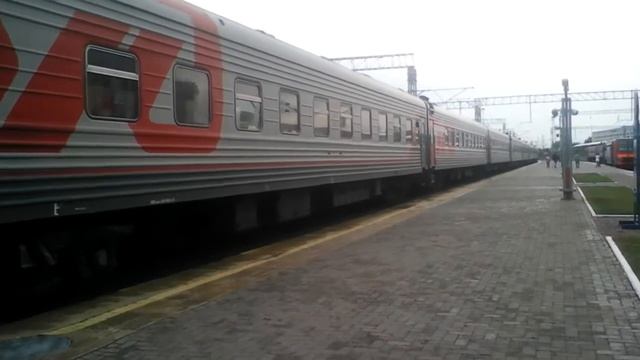 ЭП1М-787 с поездом Адлер-Новосибирск Станция Казань смотреть онлайн